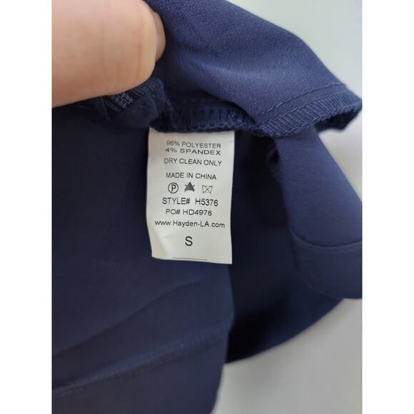 Hayden Los Angeles NWT Navy Flat Front Side Zip Shorts With Pockets Size Small - Picture 6 of 6